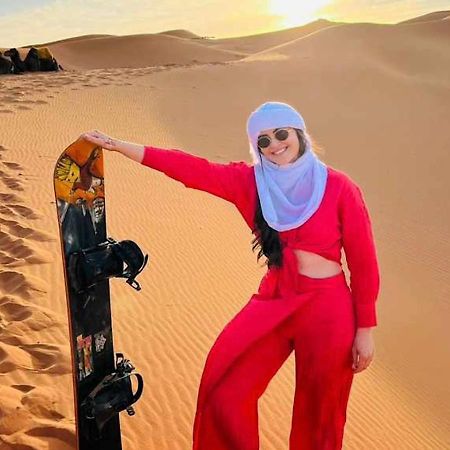 Отель Merzouga Delightful Camp Экстерьер фото