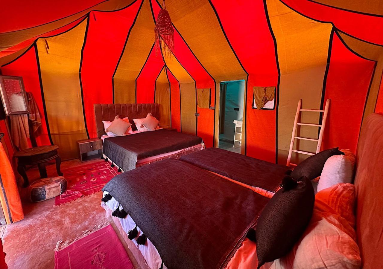 Отель Merzouga Delightful Camp Экстерьер фото