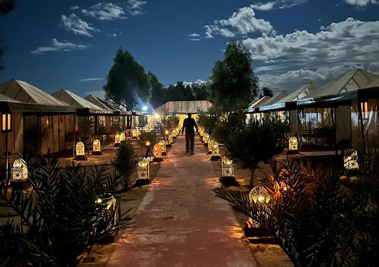 Отель Merzouga Delightful Camp Экстерьер фото