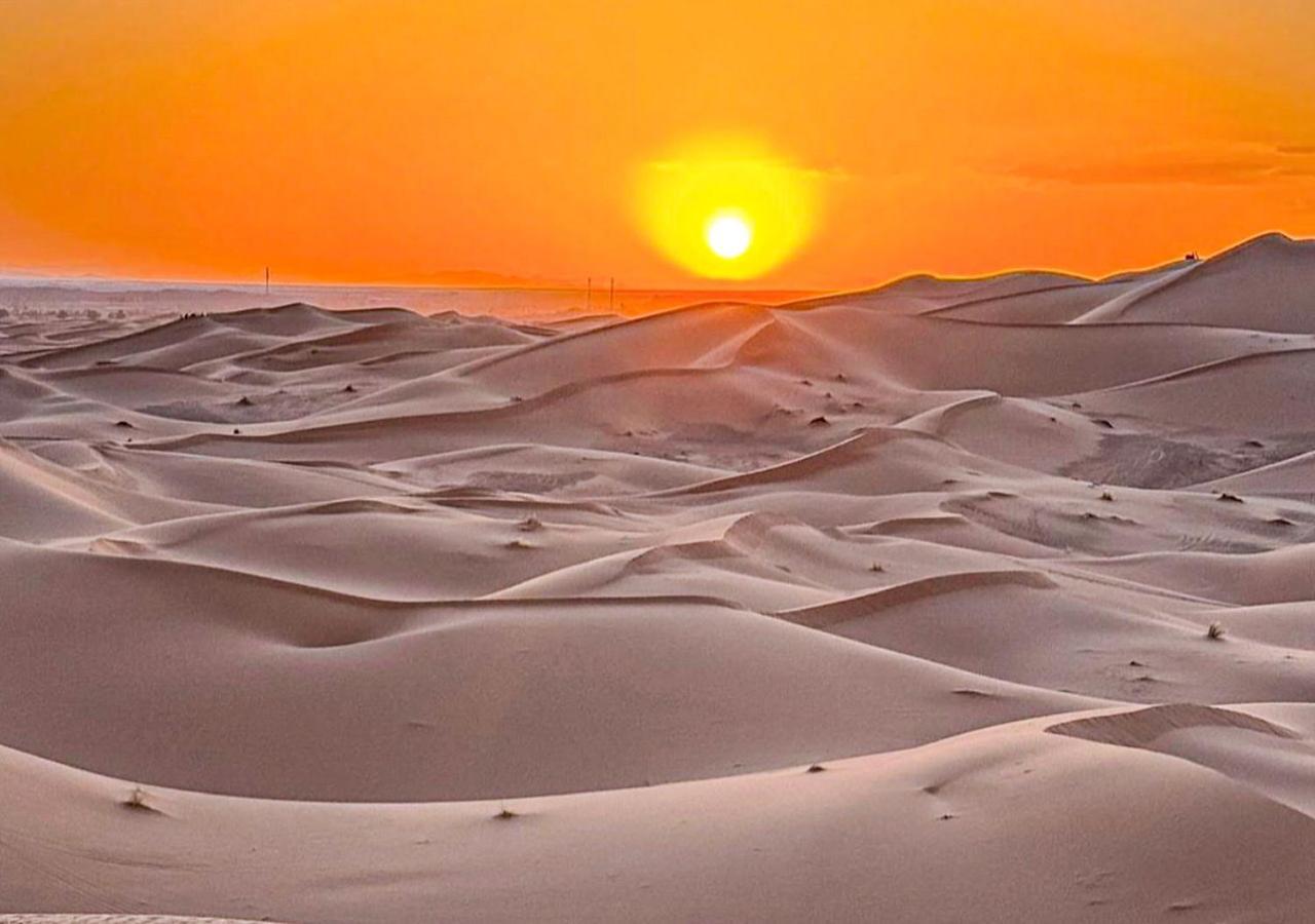 Отель Merzouga Delightful Camp Экстерьер фото