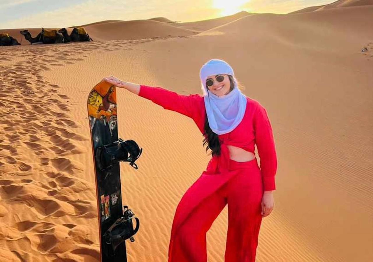 Отель Merzouga Delightful Camp Экстерьер фото
